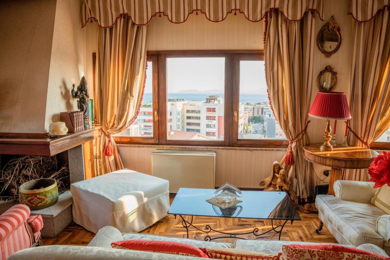 Prestigioso Attico Panoramico Cagliari Villa Eksteriør billede